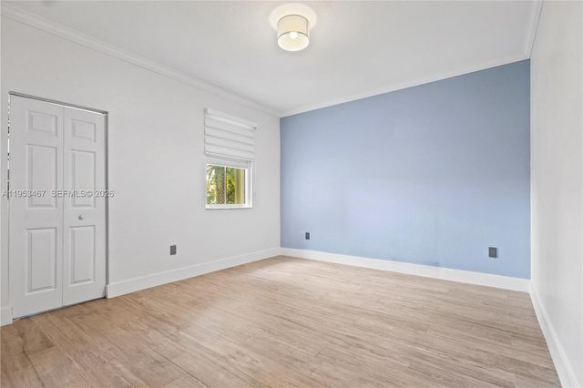 11287 NW 43rd Ter, Doral, FL 33178