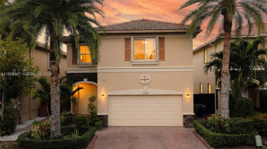 11287 NW 43rd Ter, Doral, FL 33178