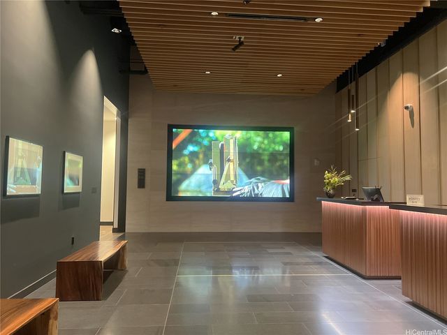 1390 Kapiolani Boulevard 3203, Honolulu, HI 96814