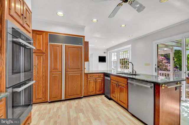 10936 MARTINGALE CT, Potomac, MD 20854