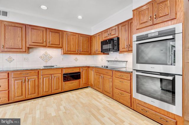 10936 MARTINGALE CT, Potomac, MD 20854