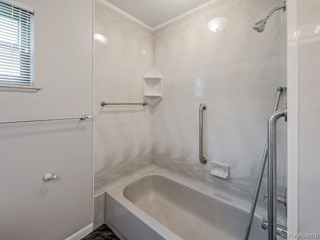 7580 Thornwood Street, Canton, MI 48187