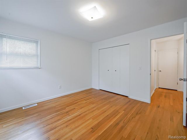 7580 Thornwood Street, Canton, MI 48187