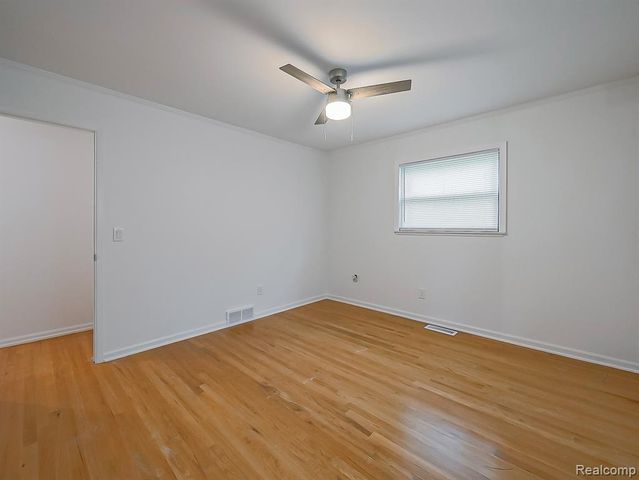 7580 Thornwood Street, Canton, MI 48187