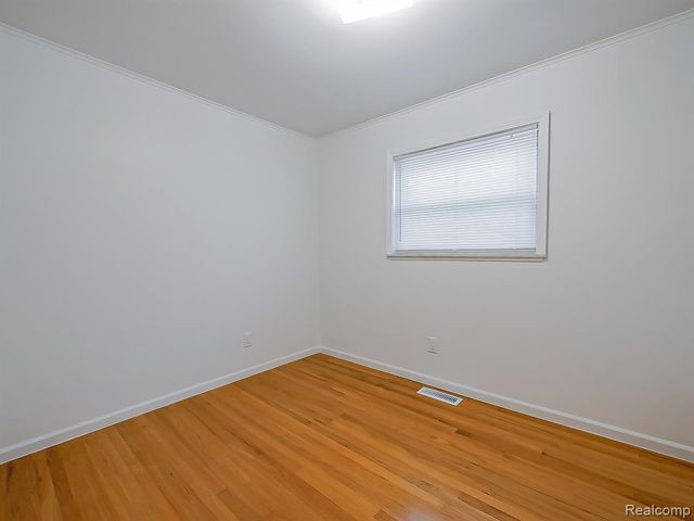 7580 Thornwood Street, Canton, MI 48187