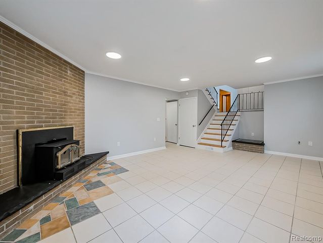 7580 Thornwood Street, Canton, MI 48187