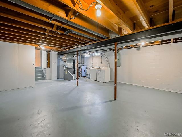 7580 Thornwood Street, Canton, MI 48187
