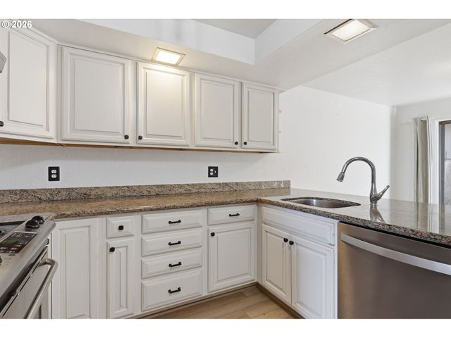 14547 Ne STANTON Ct, Portland, OR 97230
