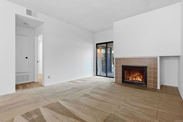 926 Lupine Hills 17, Vista, CA 92081