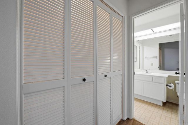 926 Lupine Hills 17, Vista, CA 92081