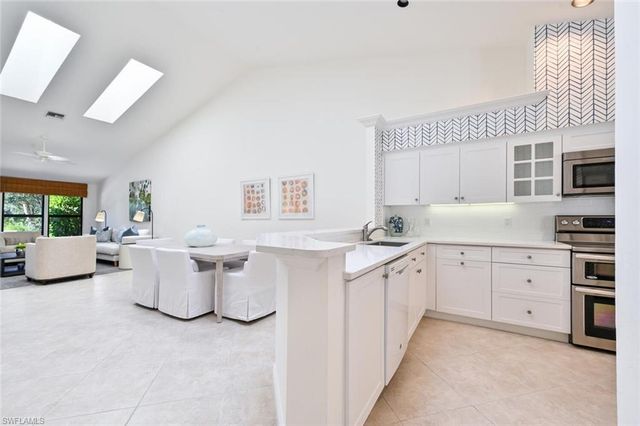 6631 Trident WAY D-3, Naples, FL 34108