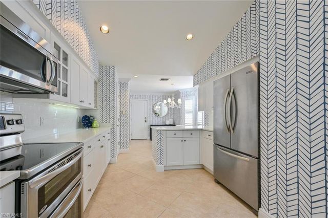 6631 Trident WAY D-3, Naples, FL 34108