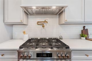 1318 E 32nd 1/2 Street, Houston, TX 77022