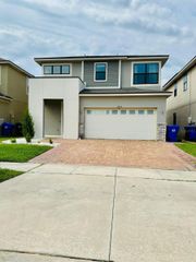 2410 AVIAN LOOP, Kissimmee, FL 34741