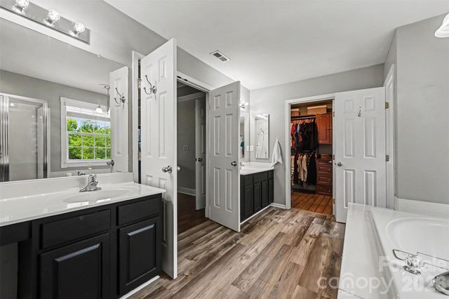 2442 Smith Cove Road, Denver, NC 28037