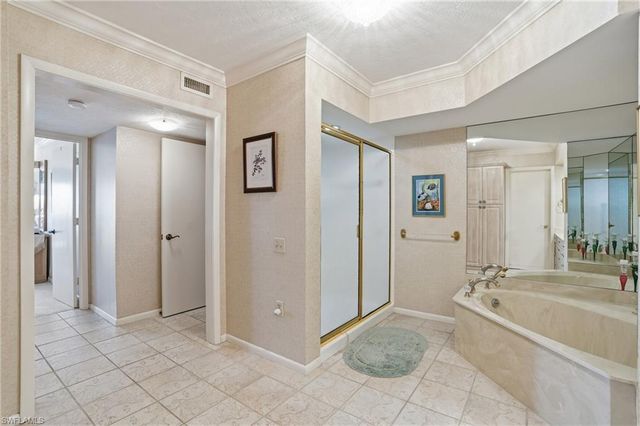 4401 Gulf Shore BLVD N 1206, Naples, FL 34103
