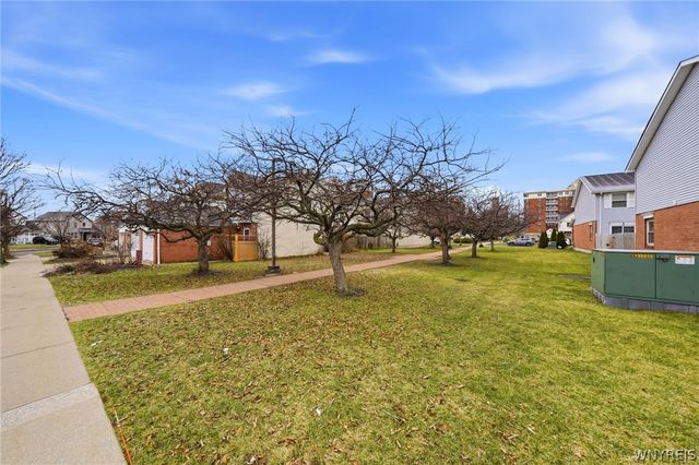 307 King Peterson Road, Buffalo, NY 14204