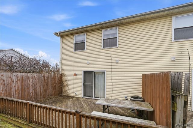 307 King Peterson Road, Buffalo, NY 14204