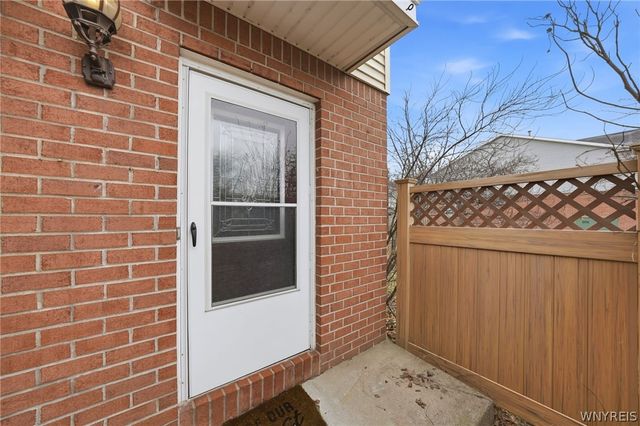 307 King Peterson Road, Buffalo, NY 14204