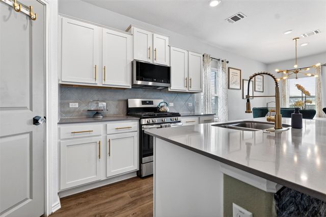 7332 Fall Ray DR, Del Valle, TX 78617