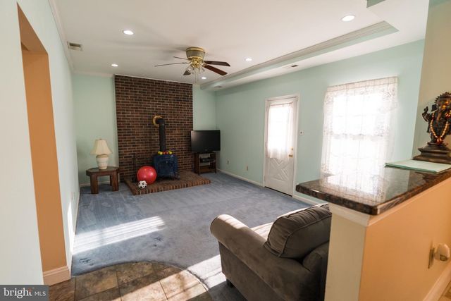 2 DANBRIDGE DRIVE, Horsham, PA 19044