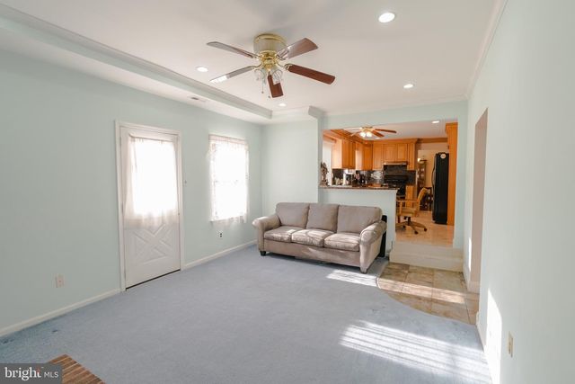 2 DANBRIDGE DRIVE, Horsham, PA 19044