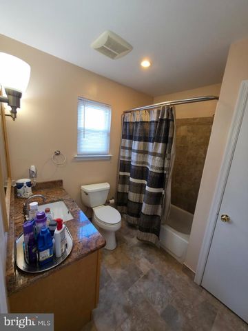 2 DANBRIDGE DRIVE, Horsham, PA 19044