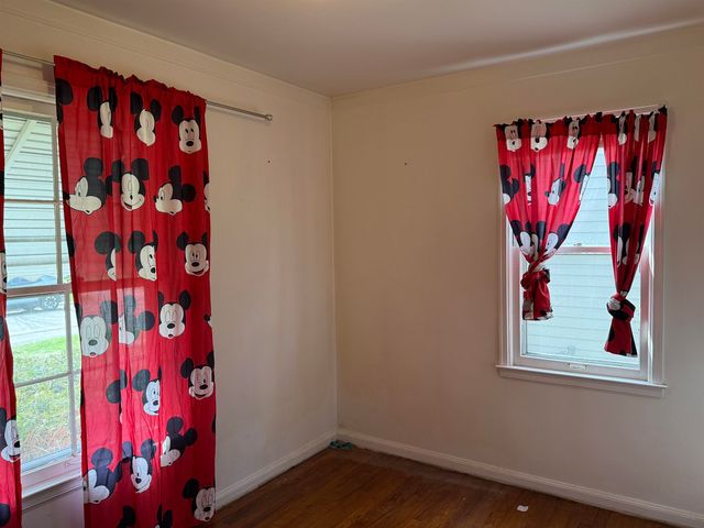 3350 Croissant Street, Dearborn, MI 48124