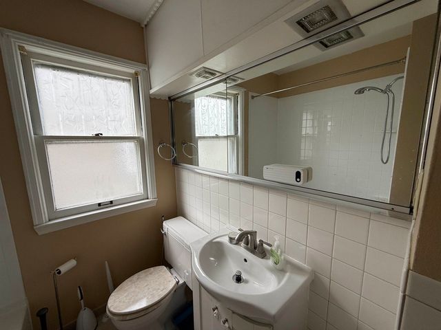 3350 Croissant Street, Dearborn, MI 48124