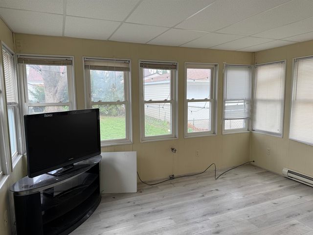 3350 Croissant Street, Dearborn, MI 48124