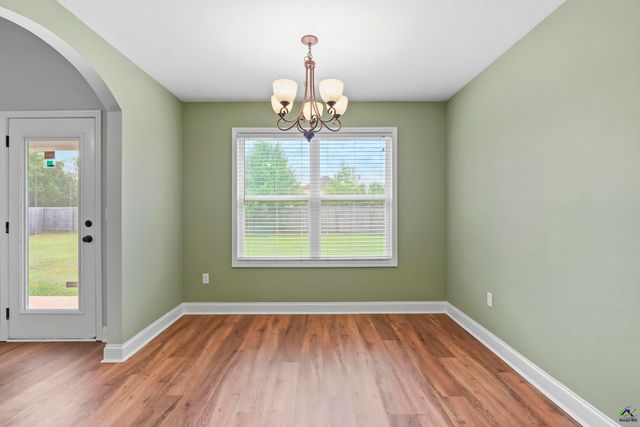 213 Winsted Court, Perry, GA 31069