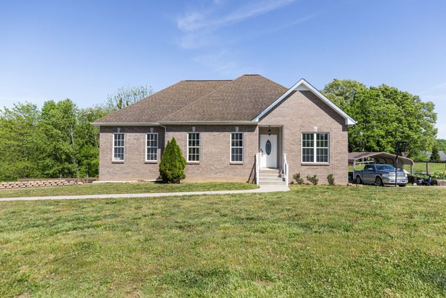 980 Ernest Stewart Dr, Clarksville, TN 37042