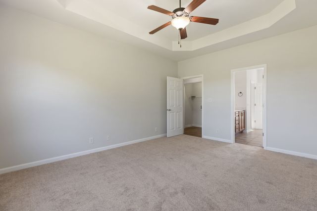 980 Ernest Stewart Dr, Clarksville, TN 37042