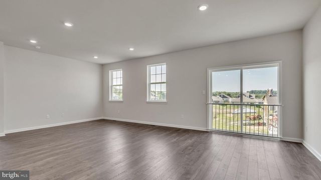 145 FORAGE CIR, Pottstown, PA 19464