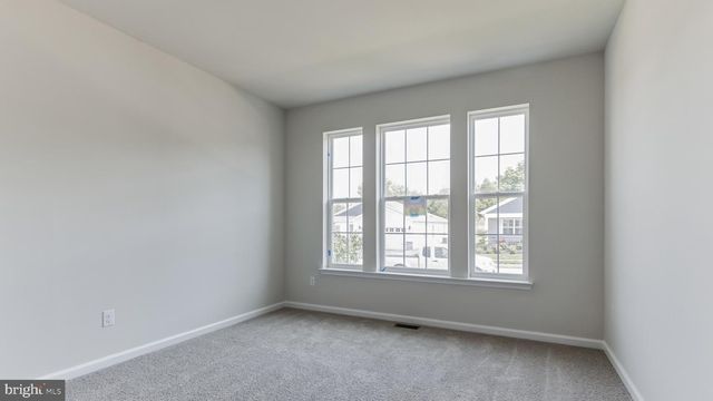 145 FORAGE CIR, Pottstown, PA 19464