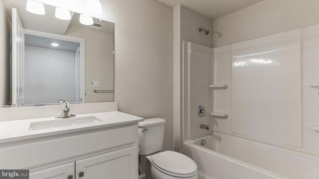 145 FORAGE CIR, Pottstown, PA 19464