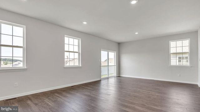 145 FORAGE CIR, Pottstown, PA 19464