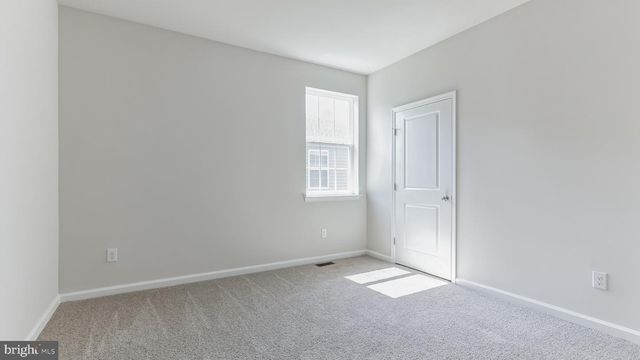 145 FORAGE CIR, Pottstown, PA 19464