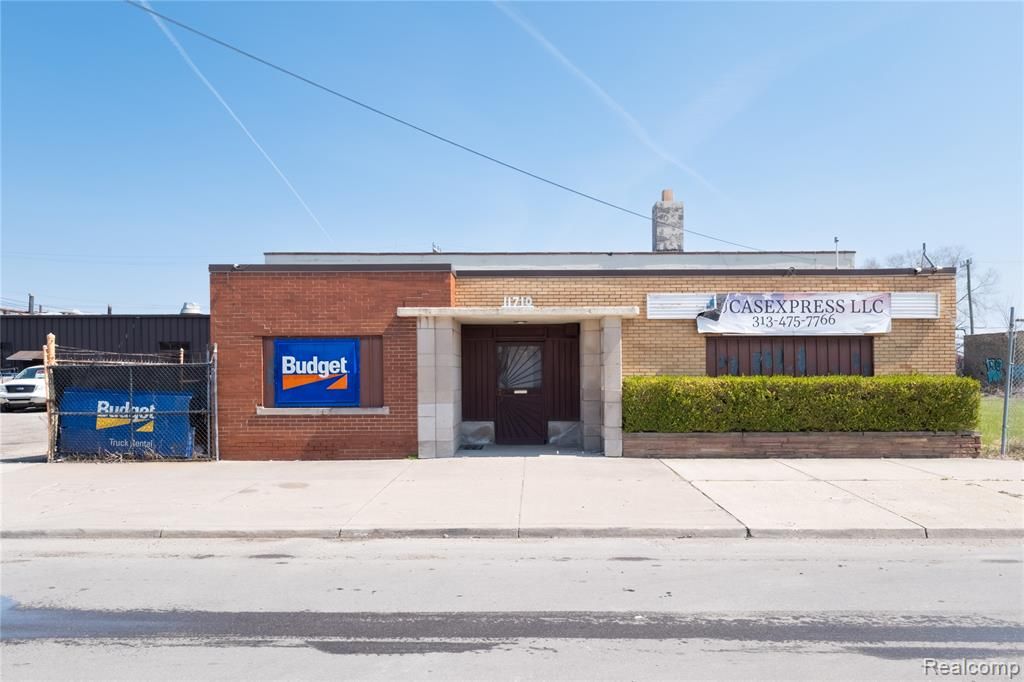 11720 Cloverdale Street, Detroit, MI 48204