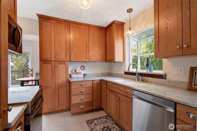 724 S 51st Street, Tacoma, WA 98408