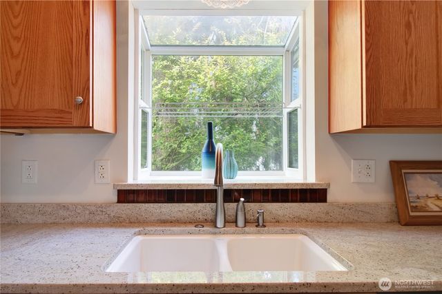 724 S 51st Street, Tacoma, WA 98408