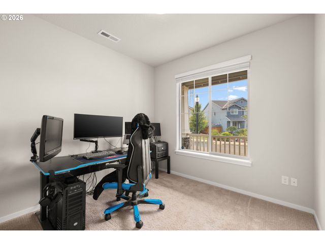 9354 N ALDER St, Camas, WA 98607