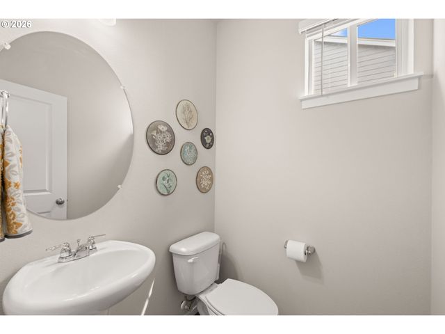 9354 N ALDER St, Camas, WA 98607