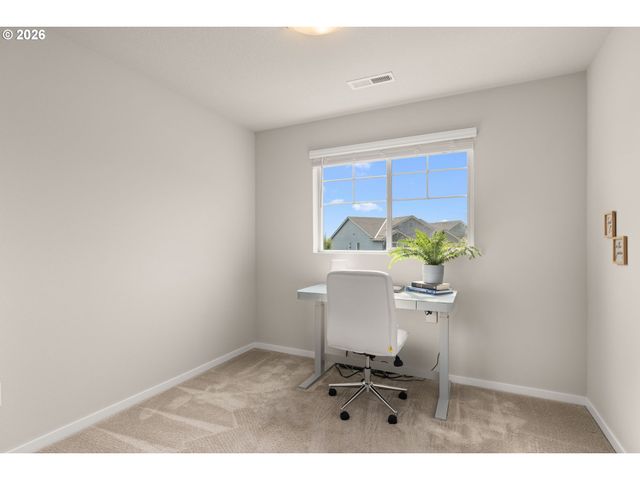 9354 N ALDER St, Camas, WA 98607