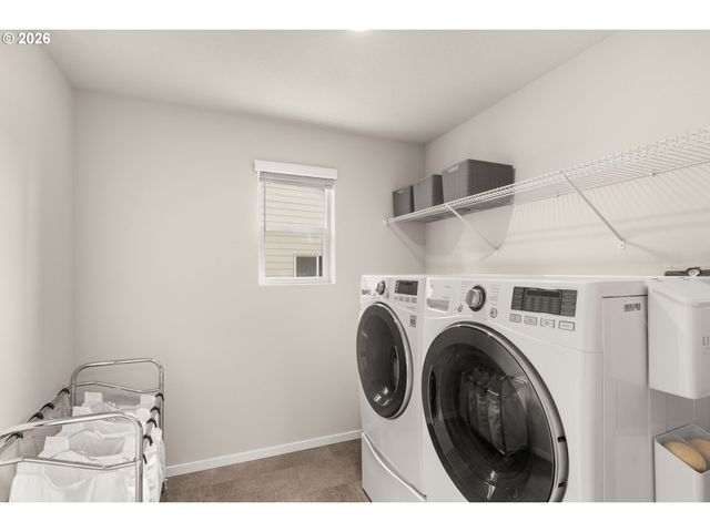 9354 N ALDER St, Camas, WA 98607