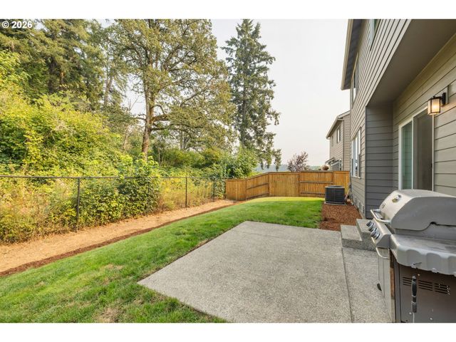 9354 N ALDER St, Camas, WA 98607