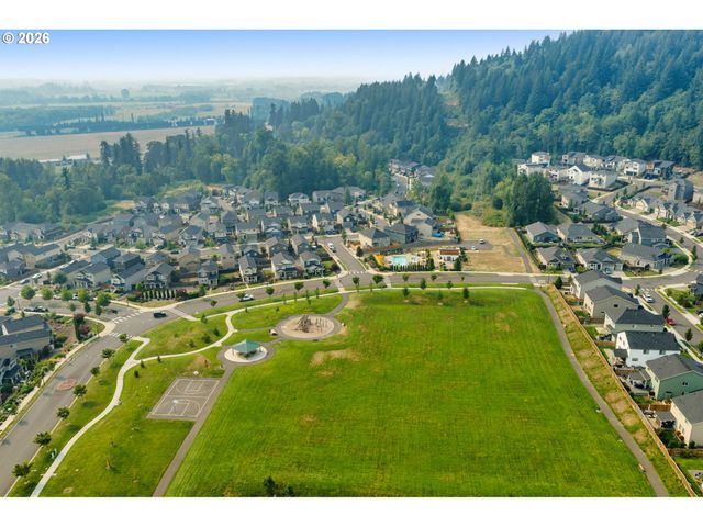 9354 N ALDER St, Camas, WA 98607