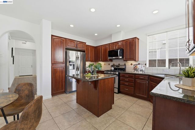 29014 Jetty Way, Hayward, CA 94545