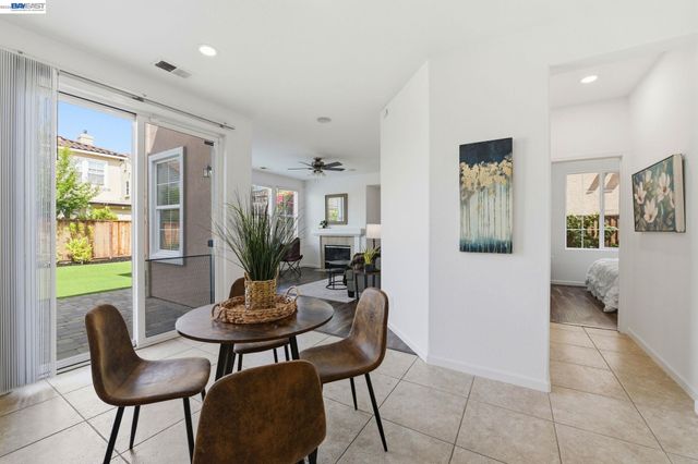 29014 Jetty Way, Hayward, CA 94545