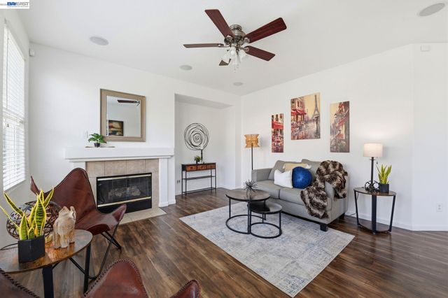 29014 Jetty Way, Hayward, CA 94545
